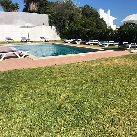 Pomba Villa